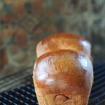 Chleb kawowo czekoladowy pieczony metodą Yudane. Kwietniowa Piekarnia